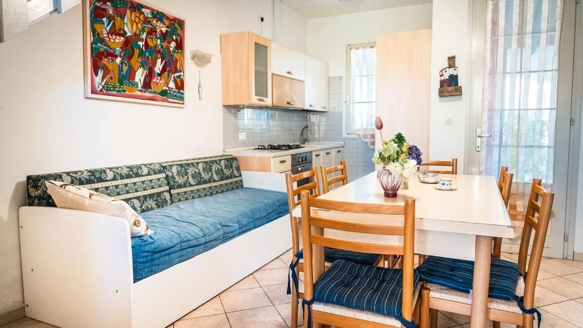 Charming Apartment With Garden And Pool 比比翁
