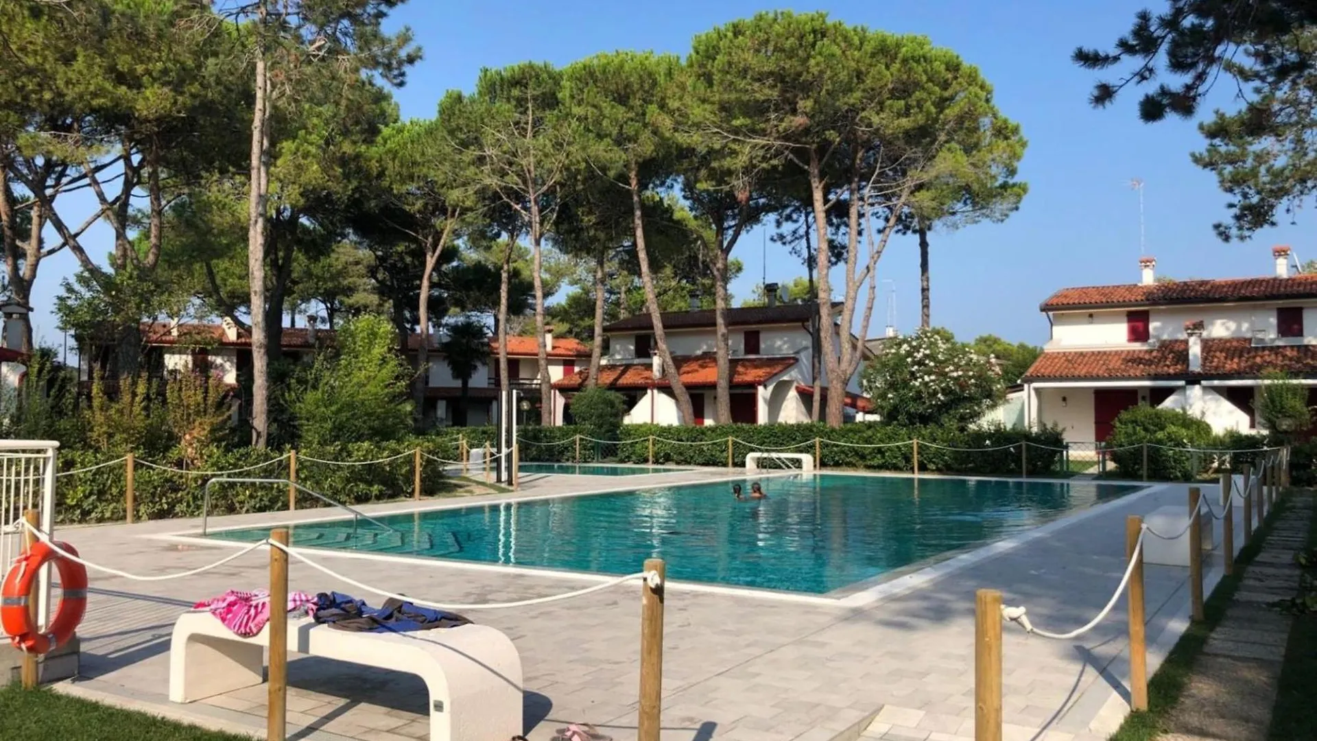 Charming Apartment With Garden And Pool Bibione