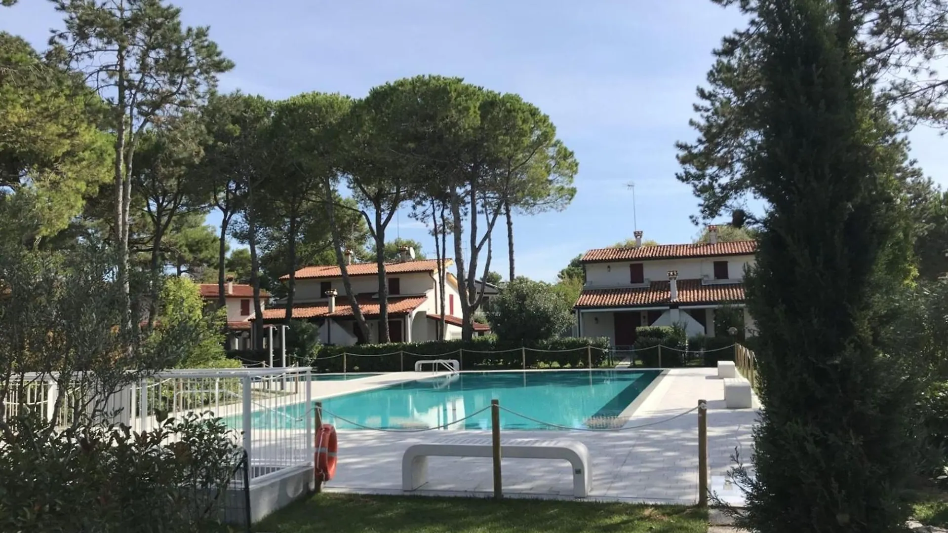 Charming Apartment With Garden And Pool Bibione